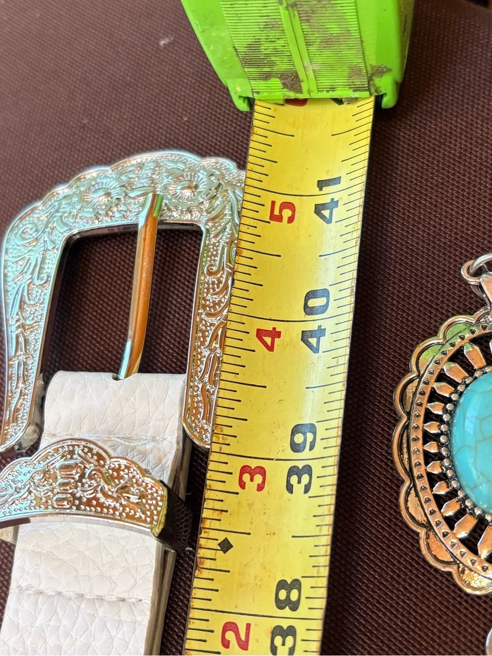 White Leather Western Belt with Turquoise Concho Chain Belt - Picture 5 of 6